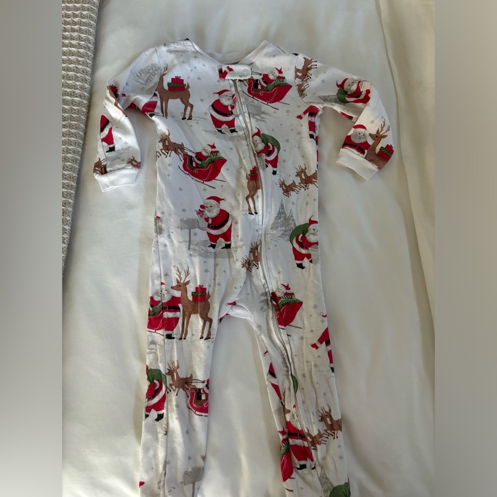 Pottery Barn Kids: Heritage Santa Organic Baby Pajama (footless) 12-18 months